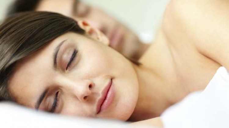 alvás hogy lefogyjon hatékony módszerek a zsír gyors elvesztésére
